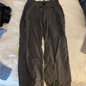 Lululemon dark grey size 4 dance studio straight pants